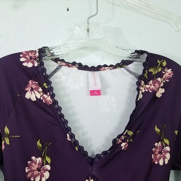 Purple Bell Sleeve Crochet Trimmed Blouse - Picture 2 of 8